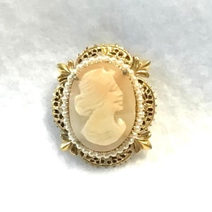 Cameo Brooch signed Florenza