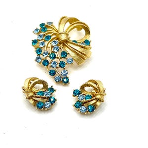 Lisner Brooch and Earrings