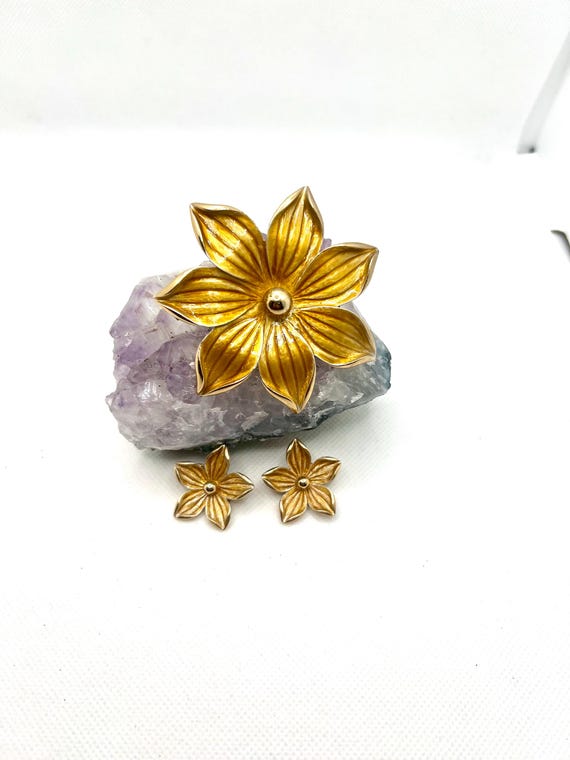 Kramer Flower Brooch and Earrings