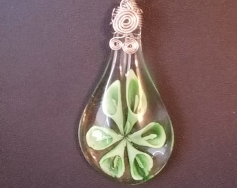 GREEN BLOWN GLASS Floral Pendant Necklace, Green Flower Wire Wrapped Jewelry, Boho Costume Fashion Jewelry, Wiccan Pagan Glass Gifts