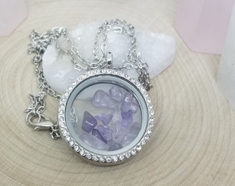 Raw Amethyst Necklace, Amethyst Chips Locket Necklace, Amethyst Crystal Locket Necklace, Glass Locket Pendant, Raw Stone Amethyst Pendant