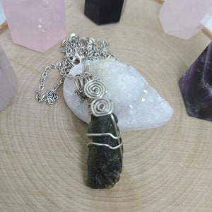 Moldavite Crystal Necklace, Moldavite Pendant Necklace, Moldavite Meteorite Necklace, Moldavite Meteorite Pendant, Moldavite Necklace