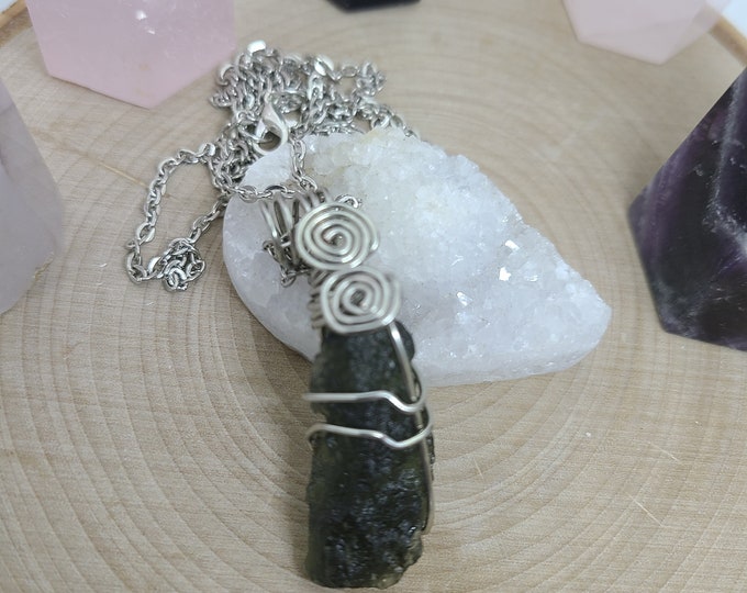 Featured listing image: Moldavite Crystal Necklace, Moldavite Pendant Necklace, Moldavite Meteorite Necklace, Moldavite Meteorite Pendant, Moldavite Necklace