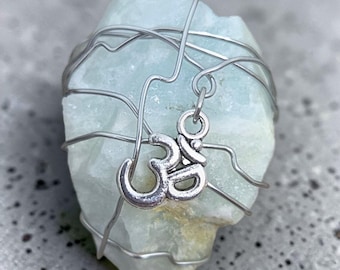 Aquamarine Necklace,Raw Aquamarine OM Necklace,Raw Crystal Necklace,Raw Aquamarine OM Pendant,Raw Stone Necklace,Aqua Aura Quartz