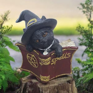 Ceramic Black Cat Figurine: Halloween Wiccan Decor