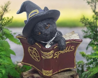Cat Figurine, Black Cat Statue, Black Cat Halloween Decor, Cat Themed Gifts, Black Cat Sculpture, Cat Lover Gift, Cat Wiccan Decor