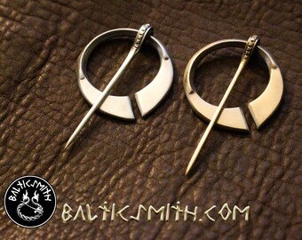 Celtic-style/Lithuanian Penannular Brooch in bronze