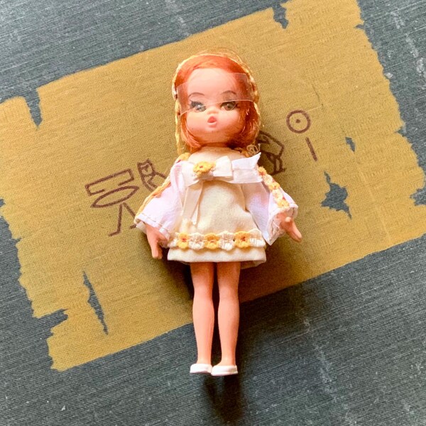 Vintage Hasbro Dolly Darlings doll 60s miniature girl