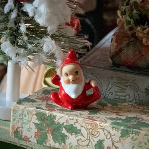 Set of 2 Vintage Christmas Japan Elf Gnome Figurines 5