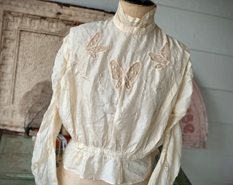Antique silk blouse lace butterfly long puffy sleeves shabby romantic display