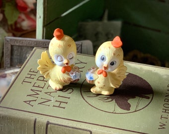 figurine vintage en porcelaine bébé coq poussins jaunes miniatures