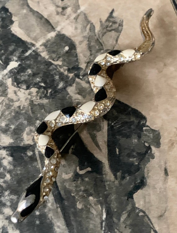 Vintage snake brooch rhinestone and enamel pin go… - image 5