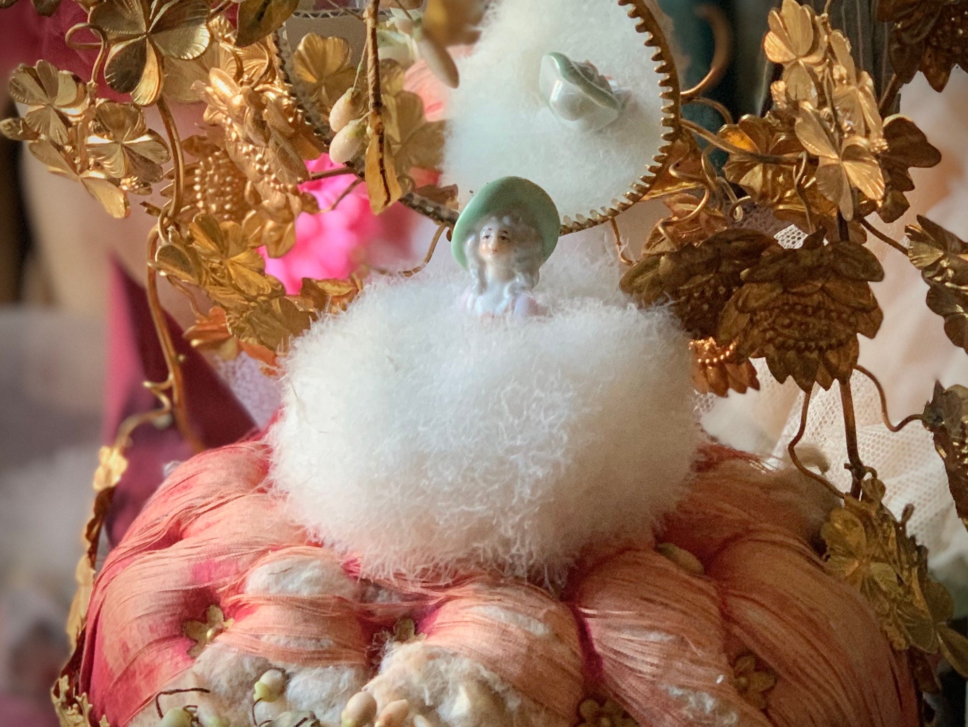 Feather online powder puff