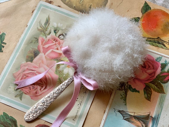 Vintage Powder Puff Wand Old Feather Swans Down Flapper Shabby Beauty Puff  With Handle 7.5 Inch 