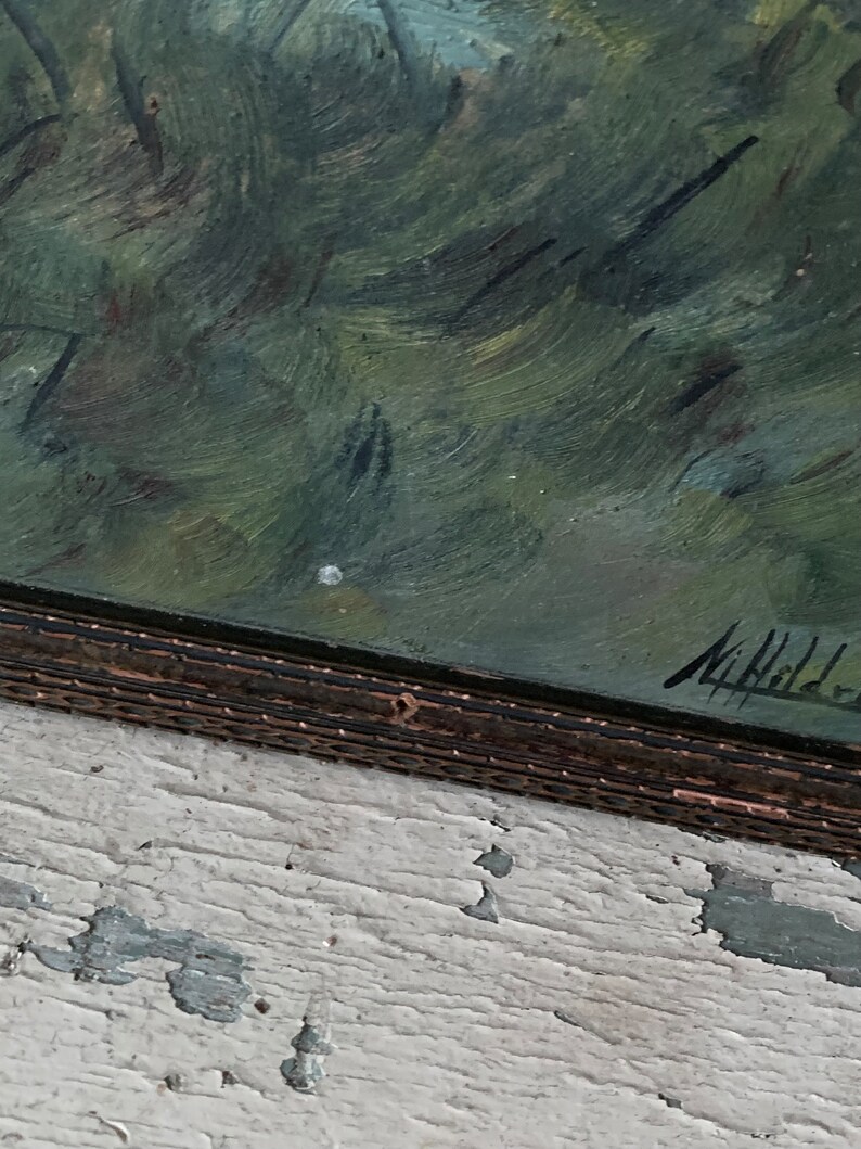 Peut inclure: Une peinture &agrave; l'huile encadr&eacute;e repr&eacute;sentant une sc&egrave;ne de paysage vert. La peinture est sign&eacute;e "Michael" en bas &agrave; droite.