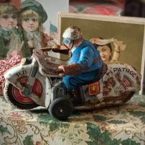 Vintage tin toy Patrol police bike mini Japan motorcycle cop rusty figurine 4.5 inch long