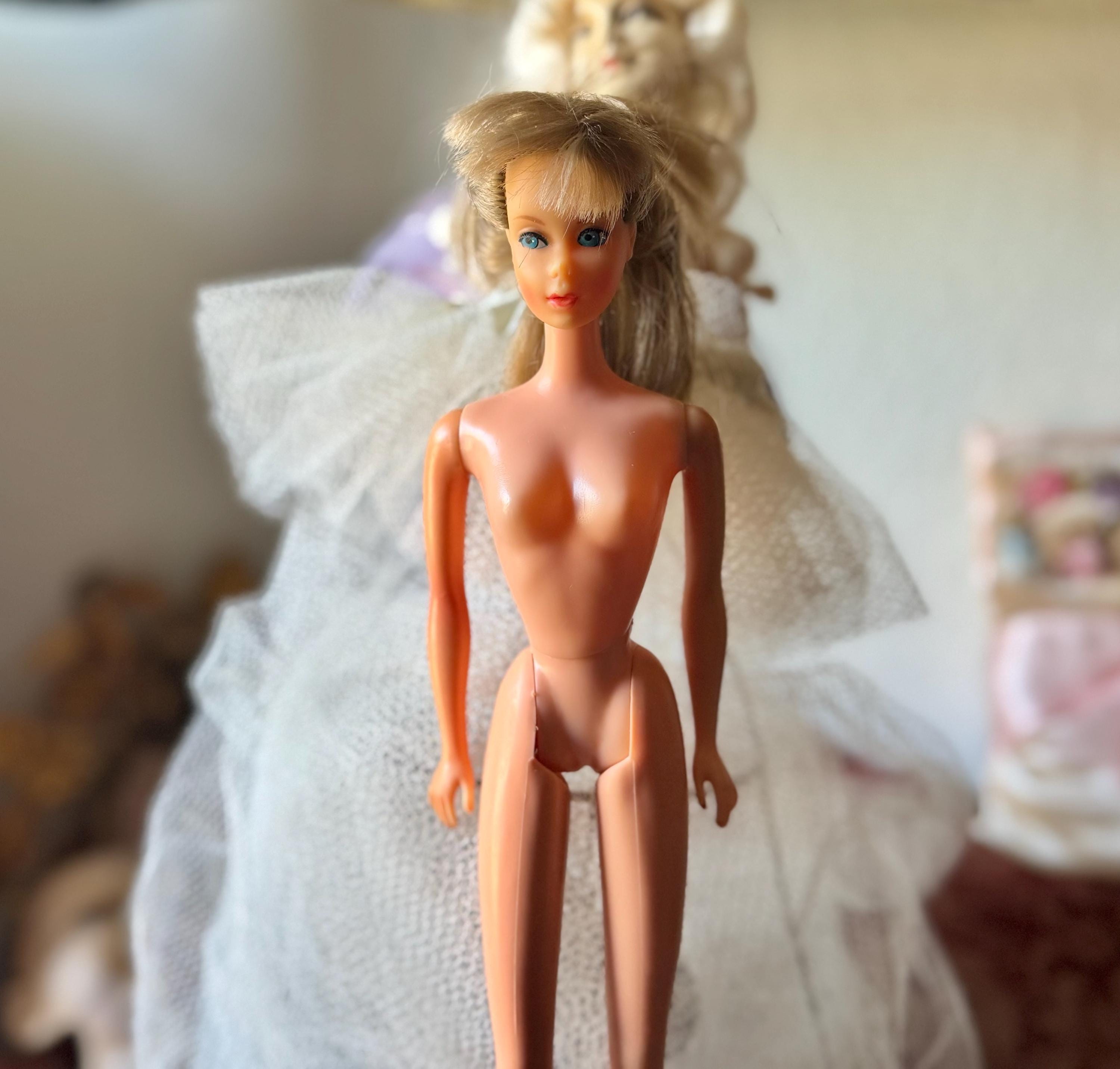 Vintage Barbie 1960 - Etsy