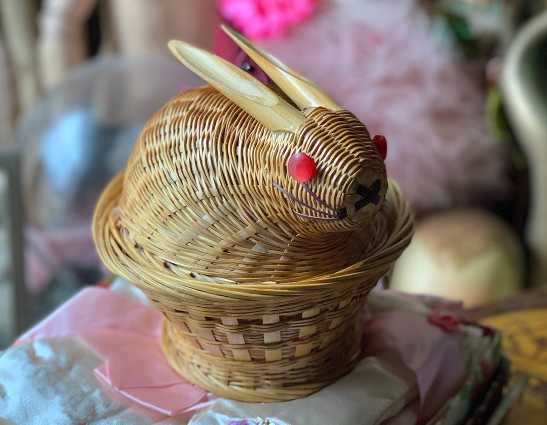 Vintage Small Wicker Bunny Basket Mini Woven Rattan Quirky Lidded