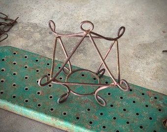 Vintage miniature rusty metal plant hanger pagoda style retro wire hanging planter holder 6.75 inch tall