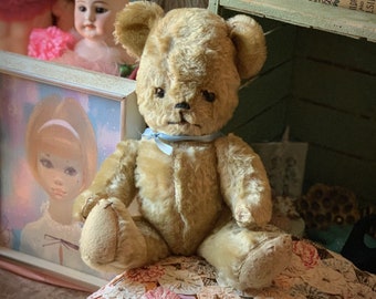 Vintage teddy bear old age-worn glass eye jointed toy teddy bear doll