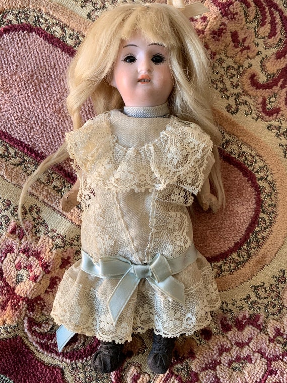 German Bisque Doll Antique Porcelain Mohair Wig Sleep Eyes Marked Spec -  ChristiesCurios