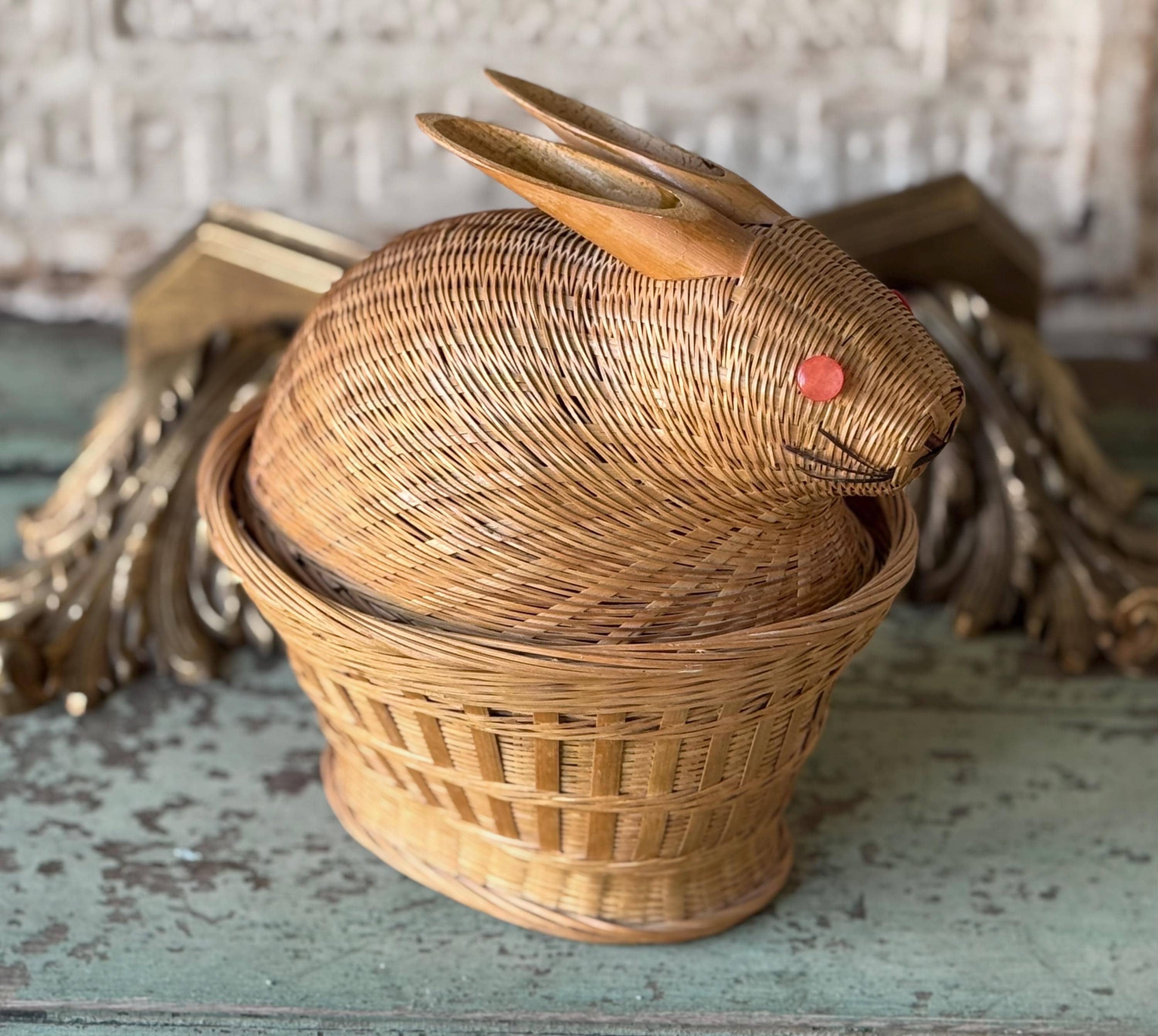 Vintage Wicker Bunny Basket Woven Rattan Lidded Easter Rabbit Box
