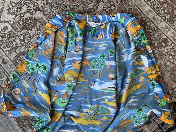 Vintage men's Hawaiian shirt retro Romani polyest… - image 10