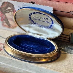 Vintage blue velvet jewelry box watch bracelet storage presentation case