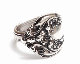 Sterling Silver Spoon Ring circa 1940 - Handmade Spoon Ring - Silverware Jewelry