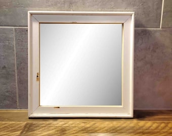 Spiegel "Ecke und Kante" in creme-weiss 30x30 cm! Jeder Spiegel ein Unikat!