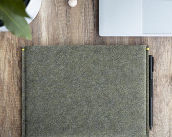 Supernote Tablet Sleeve with Optional Elastic Pen Loop, Olive Green Felt