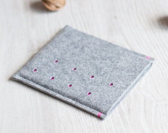 iPad Mini case cover sleeve, dotted light grey felt