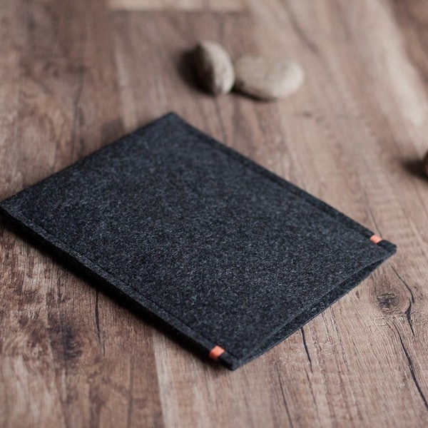 Nook case cover sleeve, anthracite felt with a colour accent