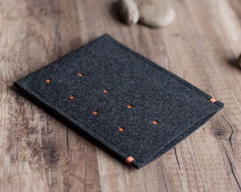 Kindle Case - Paperwhite, Voyage, Fire, Oasis case cover sleeve, dotted dark grey felt, handmade felt Kindle cover