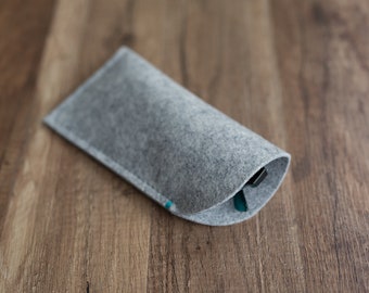 Sunglasses case sleeve