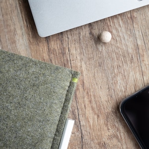 Surface Pro case cover sleeve, dark olive green felt image 3