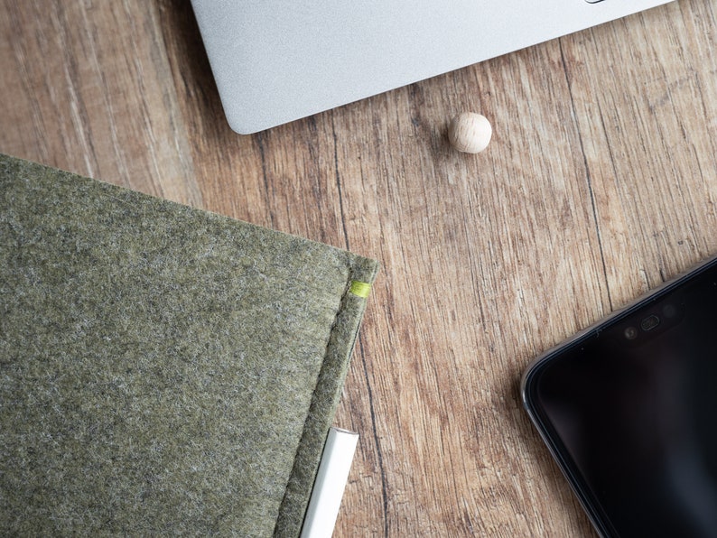 Surface Pro case cover sleeve, dark olive green felt image 3