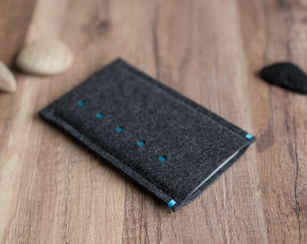 iPod, iPhone cover case sleeve