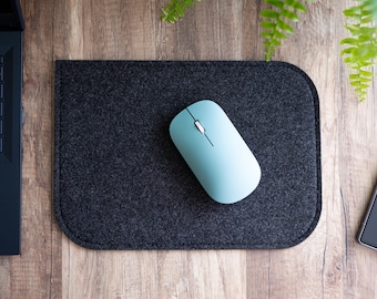 Dark Grey Felt Mouse Pad: Minimalist Desk Accessory