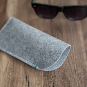 Sunglasses case sleeve image 3