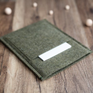 Nook sleeve - olive green felt