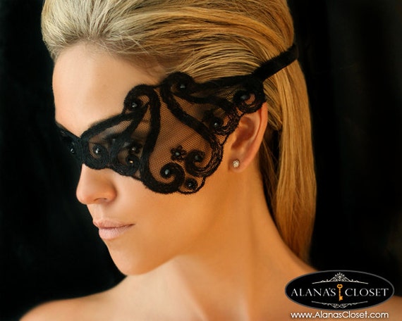 Black Eye Veil Mask -Christina