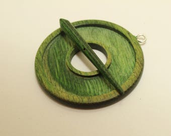 Green Toggle for Polymer Clay, dyed & laminated wood, hand carved