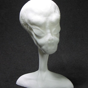 Paintable 3D Printed Alien Head Sculpture | Sci-Fi Home Decor | UFO Extraterrestrial Bust | Unique Gift for Science Fiction Lovers