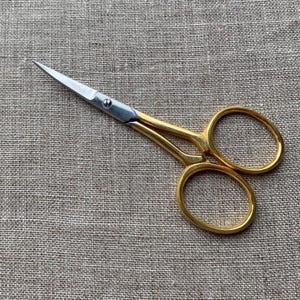 Curved embroidery scissors for historical reenactment and handsewing crafts