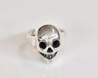 One of a kind skull sterling silver ring, Happy laughing skull ring, wear it everyday and please laugh!