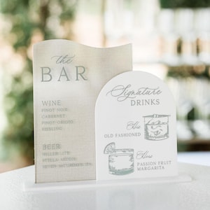 Acrylic Bar Sign for Weddings | Custom Signature Drinks Menu | Personalized Drink Sign | Wedding Decor | Bar Menu | Arch Shaped Acrylic Sign