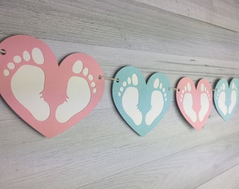 Baby Feet Heart Garland - Gender Reveal Banner - Gender Reveal Baby Shower - Boy or Girl - He or She - Gender Reveal Garland - Pink or Blue