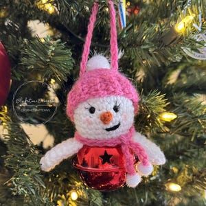 Crochet Ornament Pattern, Snowgirl Jingle Bell Ornament, Snowman Crochet Patterns, Crochet Christmas Ornament Pattern