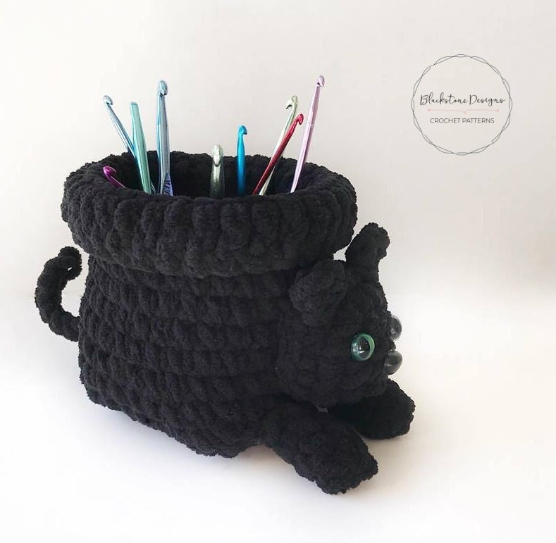 38 Black Cat Crochet Patterns for Amigurumi, Bags, Keychains, and Cozy Handmade Gifts 27 Crochet Pattern: Black Cat Basket